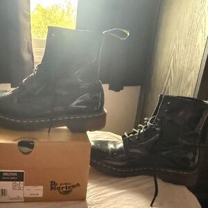Dr.Martens
